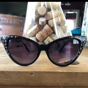 Black Cateye Sunglasses with bling
